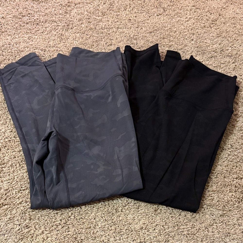 Zyia pAIR Black and Gray Camouflage Leggings